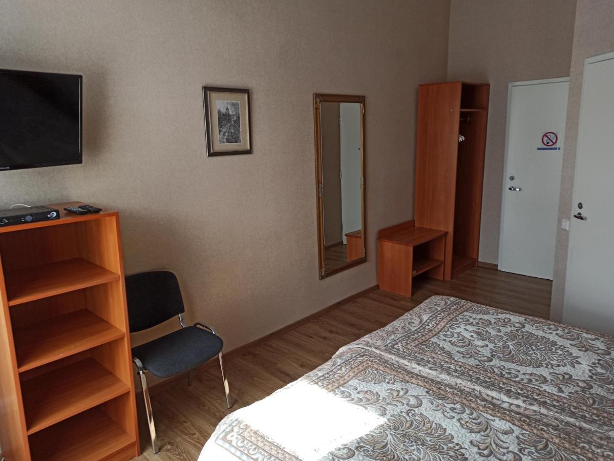 Central Hotel Нарва Екстер'єр фото