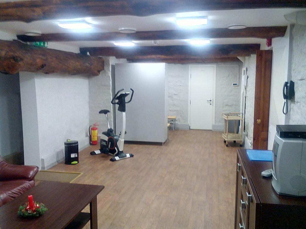 Central Hotel Нарва Екстер'єр фото