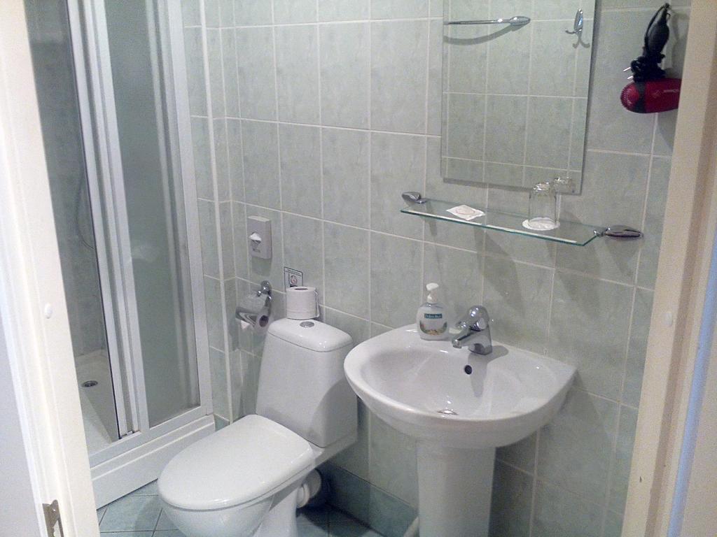 Central Hotel Нарва Номер фото