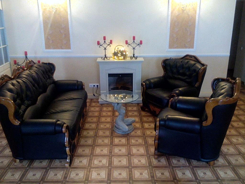 Central Hotel Нарва Екстер'єр фото